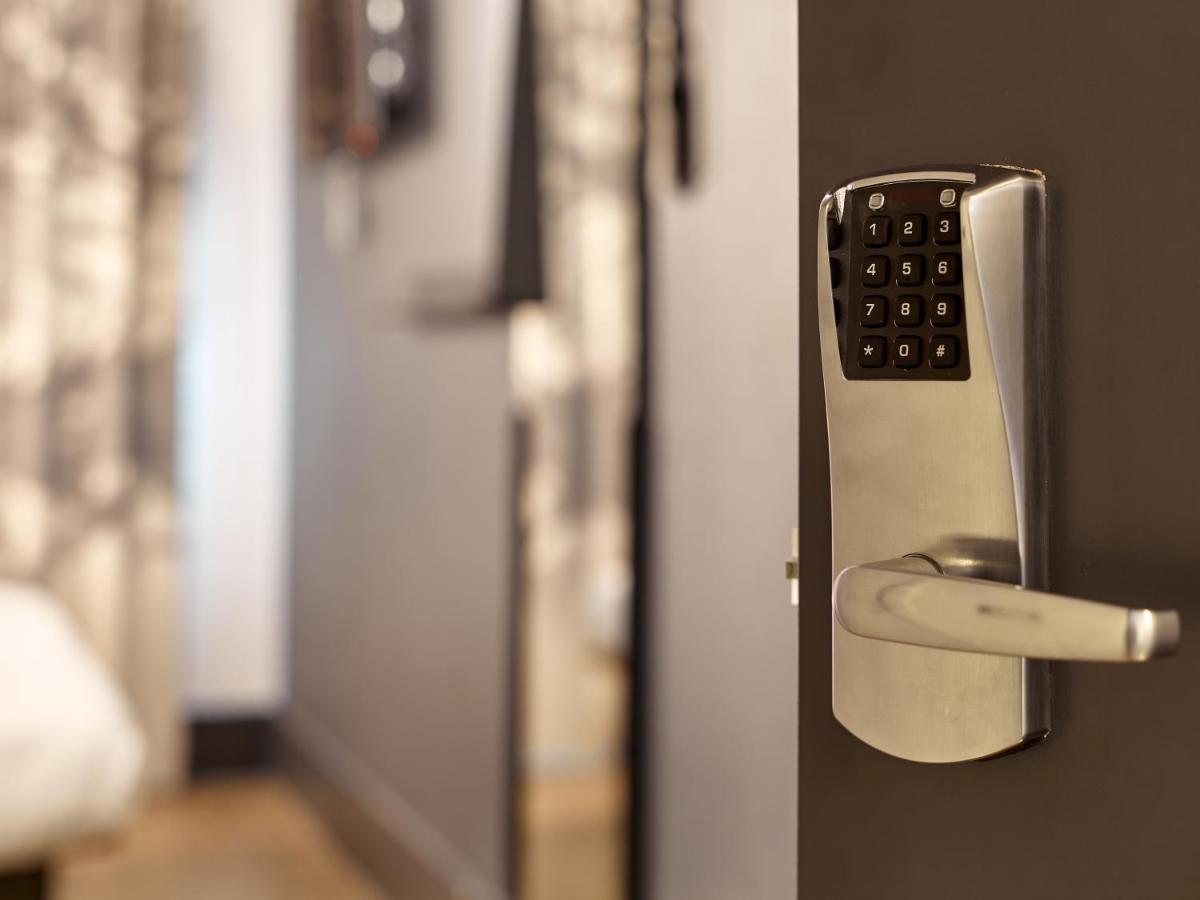 B&B Hotel Le Creusot Моншанан Екстериор снимка